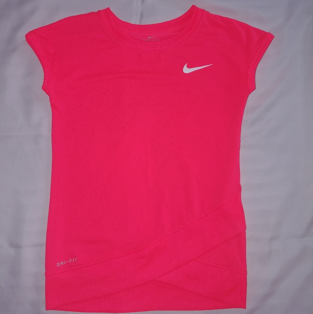 Closet Clear Out Pricing- Nike Dri-Fit SleevelessTop